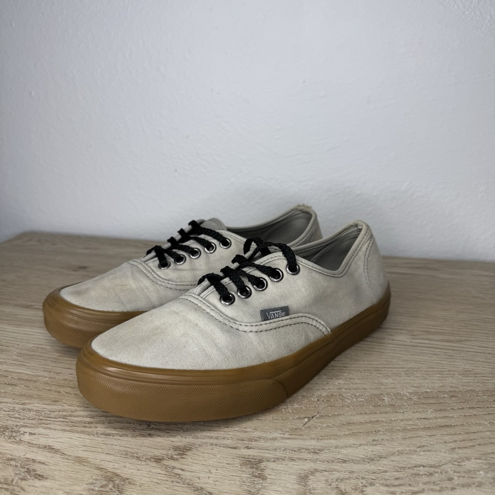 Vans Skateboard Men Shoe Size 7.5 Women 9 Canvas Tan Gym Casual Beach Gum Sole